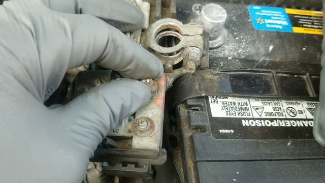 Battery Dies while driving/Alternator Not Charging смотреть онлайн