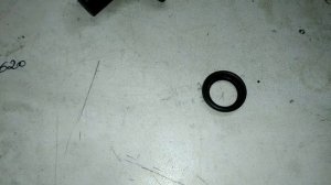 Замена уплотнителя датчика распредвала Ford Fusion 2008 1.4L ??