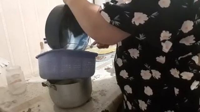 САМЫЙ ВКУСНЫЙ БЛИНЧИК / САМЫЕ ВКУСНЫЕ ДОМАШНИЕ БЛИНЧИКИ смотреть онлайн