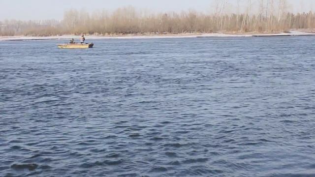 Пробный сплав по Енисею в черте г. Красноярск.wmv смотреть онлайн