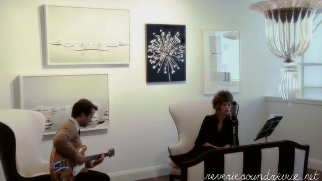 Reverie Sound Revue - Prelude to a Debut (acoustic) смотреть онлайн