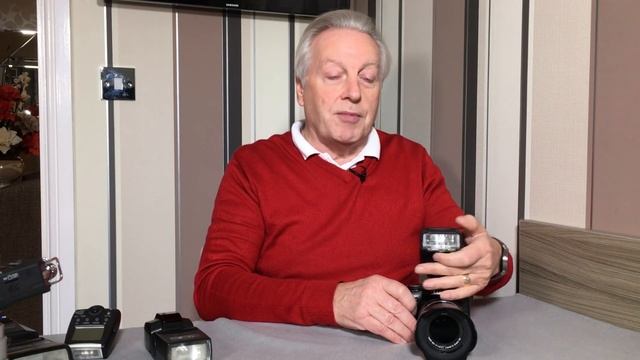 Choosing External Flash for the Panasonic Lumix FZ200 (and other FZ bridge cameras) смотреть онлайн