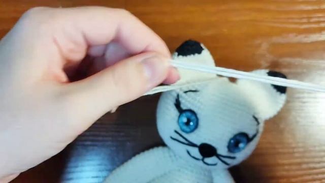 Как крепить поворотную голову вязаной игрушке смотреть онлайн