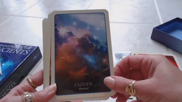 Traceyhd's Review Of The Divination Of The Ancients Oracle Cards смотреть онлайн