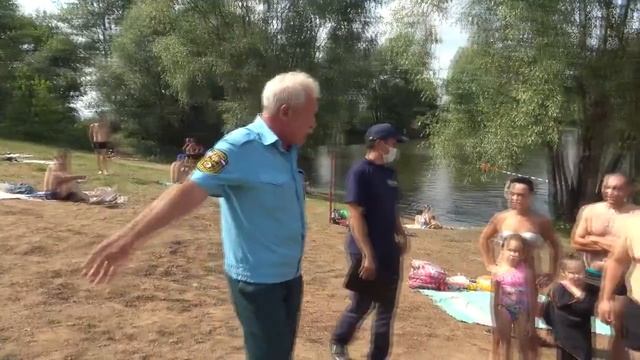 Быстрое оказание первой помощи утопающему – единственный шанс спасти ему жизнь! смотреть онлайн