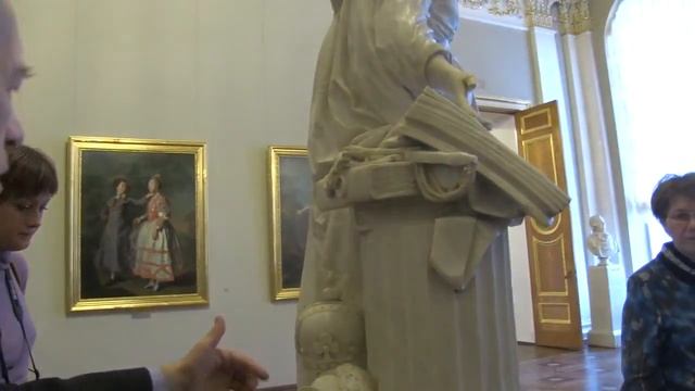 Скульптура Екатерины II смотреть онлайн