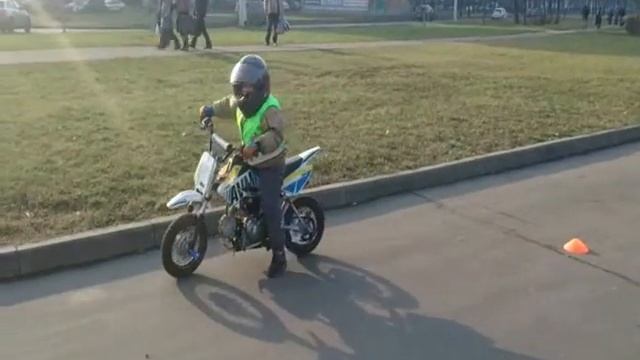 Мотозанятие в Biker Baby смотреть онлайн