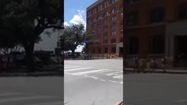 Dealey Plaza Trip 2 смотреть онлайн