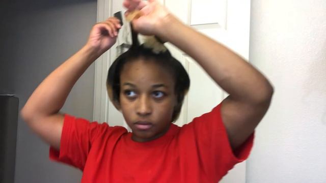 Blow out on natural hair using Design Essentials Agave & Lavender Blow Dry & Silk Press Collection смотреть онлайн
