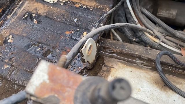 Вода в салоне Нивы смотреть онлайн