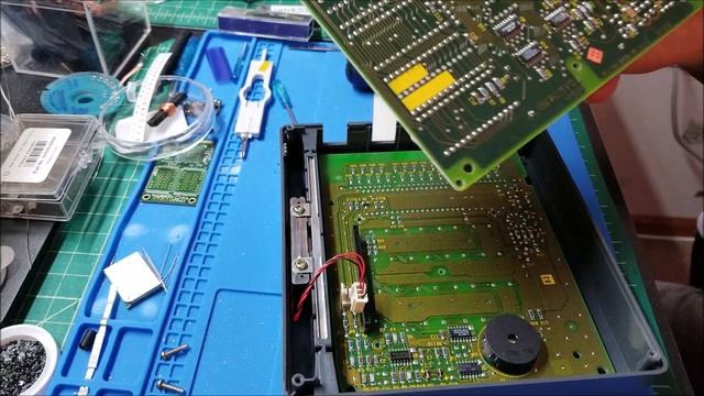 Credit Card Reader Teardown смотреть онлайн