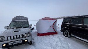 #3 Зимняя рыбалка в Якутии⛺️ Удачно нашли место во время жора белой рыбы.