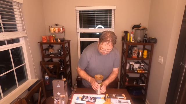 Day 23; First try with a Wacaco Cuppamoka смотреть онлайн