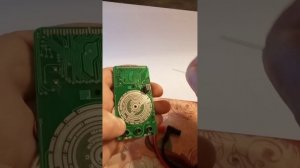 Мультиметр DT-182 не выключается цифры не все видно делаем всё просто