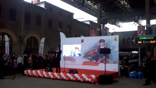 GUBERNSKI.COM Дм.Маликов на Казанском25.04.201РЖД Москва-Воронеж смотреть онлайн