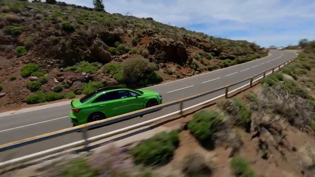 Audi RS 3 Sedan Driving Video смотреть онлайн