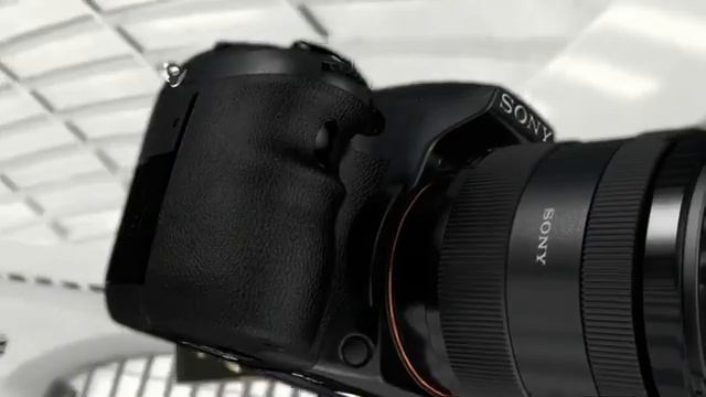 Introducing the Sony A77.mp4 смотреть онлайн