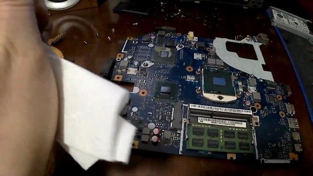 Замена термопасты ноутбук  Packard-bell