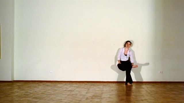 Contemporary dance studio New Year concert. Ksenia solo смотреть онлайн