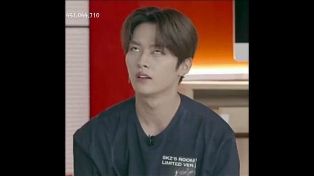 Stray Kids Lee Know "cheoncheonhi" On Loop 10 Minutes (The Tortoise and The Hare) смотреть онлайн