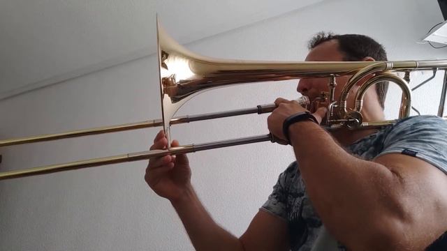 EL AIRE, COMO INSPIRAR Y COMO ECHAR EL AIRE AL TROMBÓN, APRENDE TROMBÓN CLASE 18 смотреть онлайн