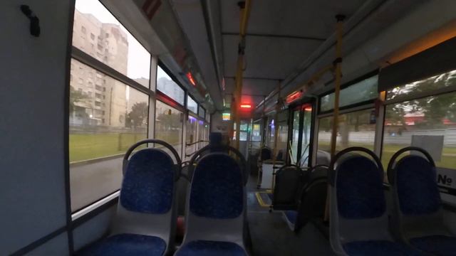 Один из первых троллейбусов спешит на работу по 31 в СПб 13-*: ТролЗа-5265.00 6416 по №31 (28.07.23 смотреть онлайн