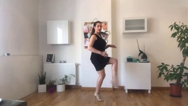 Live practice: dynamic embellishments