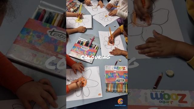 Pre-school Art Lessons смотреть онлайн
