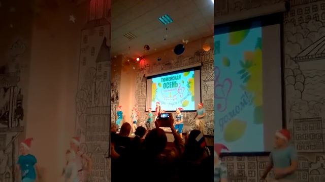 Танец маленькие гномики смотреть онлайн
