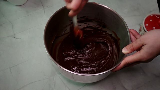 Шоколадний бісквіт на кефірі ? Простий рецепт смотреть онлайн