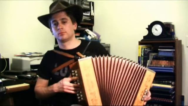 Ernie Goodman's Waltz- Button Accordion смотреть онлайн