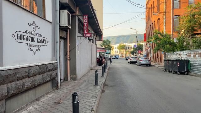 Тбилиси. Большая прогулка по Авлабару. Отправляемся к месту, где был рынок по просьбе зрителей. смотреть онлайн