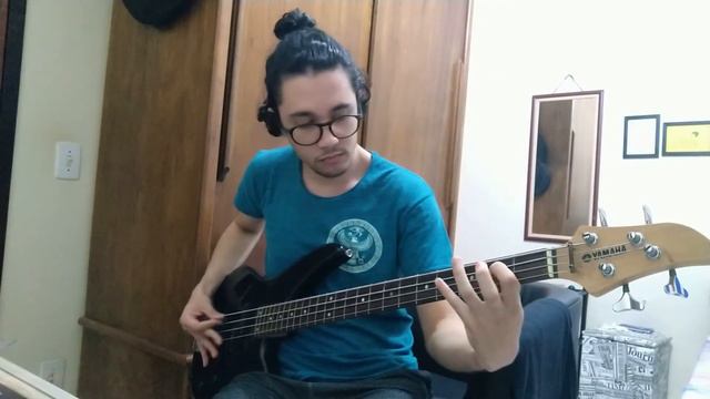 The Smiths - The Hand That Rocks The Cradle (Bass Cover) смотреть онлайн