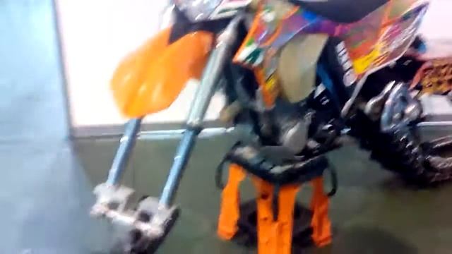 KTM на гусинице и лижи