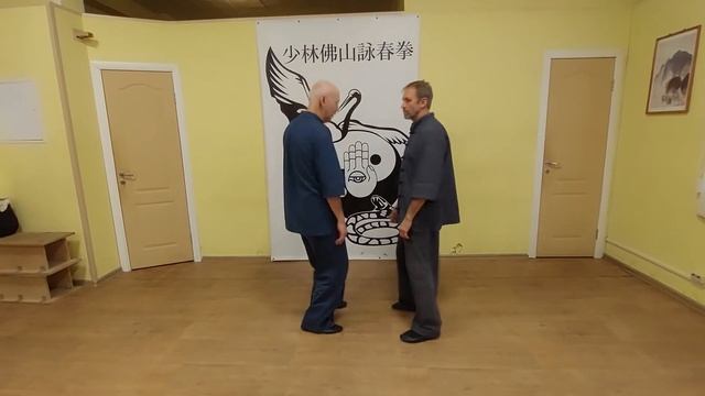 Занятия Вин Чун в клубе Павла Юдина. Элемент тренировки смотреть онлайн