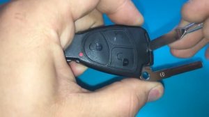 Замена батарейки в ключе Мерседес / Replacing battery in Mercedes key