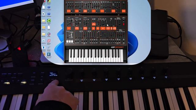 Unboxing and Exploring the Korg Keystage 49: A MIDI 2.0 Controller, Polyphonic Aftertouch and more смотреть онлайн