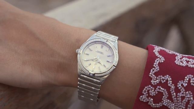 Eye on UAE Talent: Meet Nahla Al Fahad, Emirati Film Director and Executive Producer. смотреть онлайн