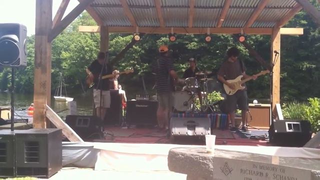 Easy Street by The Sitting Ducks смотреть онлайн