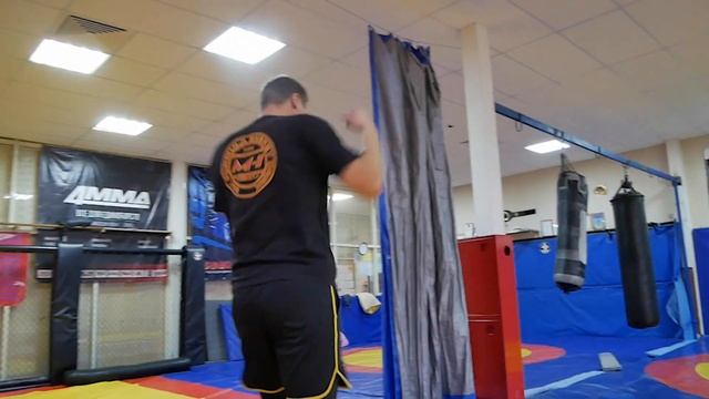 Корнея Тарасова стошнило на спарринге смотреть онлайн