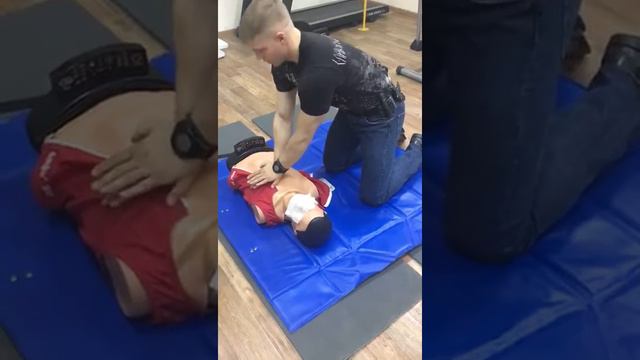 Учимся оказывать первую помощь) смотреть онлайн