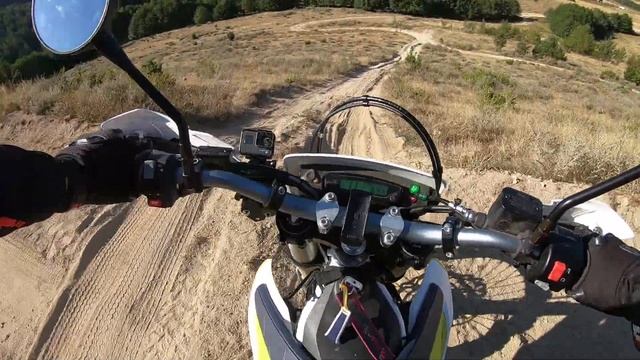 (En Subs) 51 000 км. Самый красивый офф-роаф мото маршрут по Европе - Trans Euro Trail смотреть онлайн