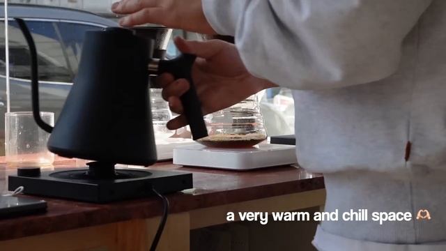 cafe hopping in seoul ?? aesthetic desserts, hanok cafes, michelin guide kalguksu, local shops смотреть онлайн