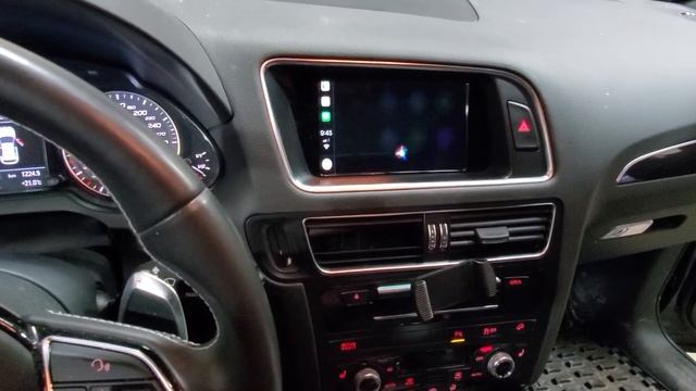 Audi Q5 2015 Apple CarPlay And SIRI On Factory Screen