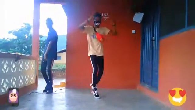 Spycon_dancing_to_Yung_Thug_feel_it смотреть онлайн