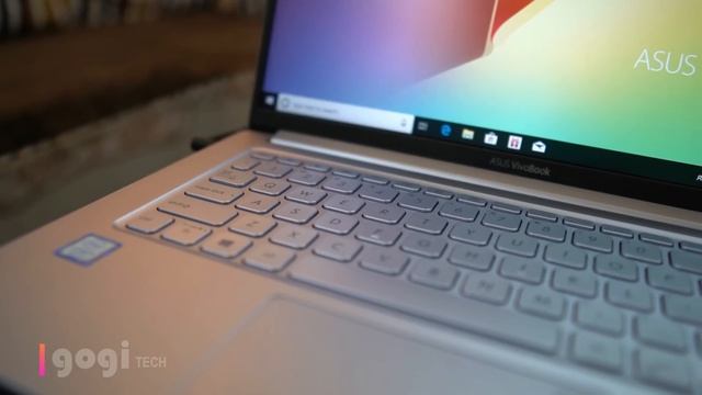 Asus VivoBook 14 X403F Unboxing - Military-grade Ultrabook, Up To 24-hour Battery Life