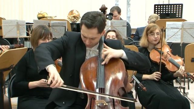 Eugene Prokoshin (cello) plays Massenet Thais Meditation with "Cantus firmus" orchestra (HQ Video). смотреть онлайн