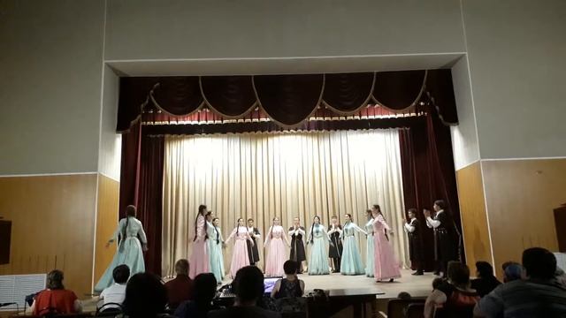 Заслуженный ансамбль народного танца "Кафт" районного Дома культуры г. Дигоры, Молодежный танец смотреть онлайн
