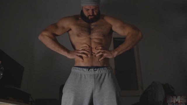 Beast Muscle Show - Intense Muscle Flex смотреть онлайн
