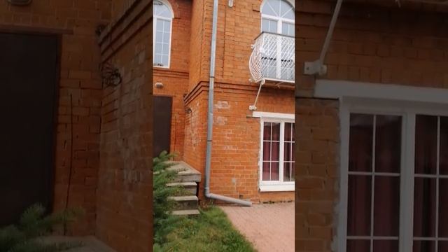 Приступаем к проекту реконструкции двухэтажного кирпичного дома. Предстоят утепление и облицовка смотреть онлайн